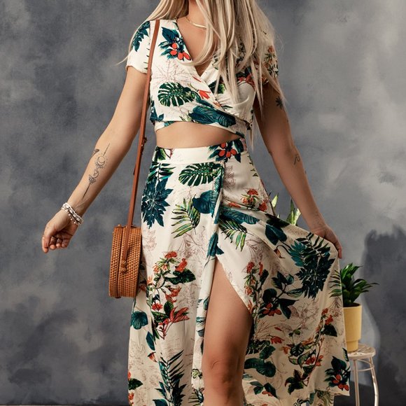 Unbranded Dresses & Skirts - Apricot Tropical Print Crop Top and Maxi Skirt Set NOT A DRESS 2 PIECE TOP SKIRT